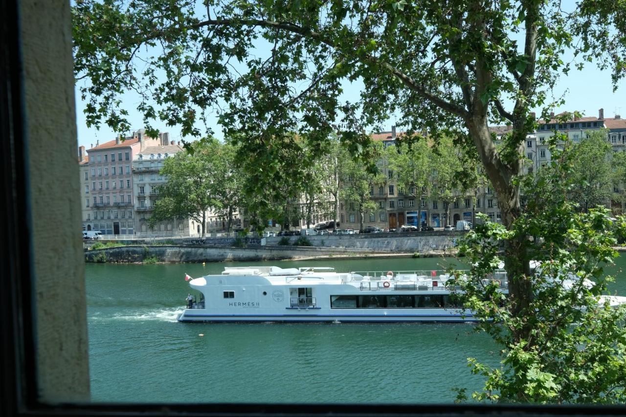 Honore Suite Vue Saone Lyon Exteriör bild